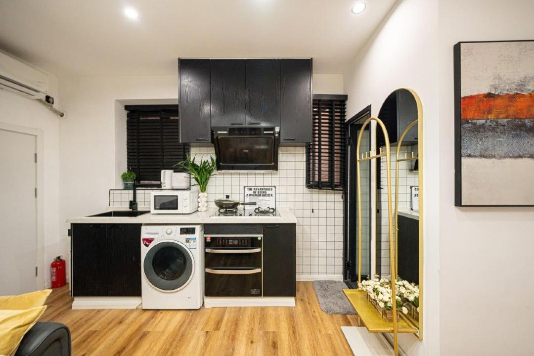 Hills&well-time Family Fuxing 3 Bedrooms Near Line 1 Changshu Rd And Near Jing'an Temple Apartment *
