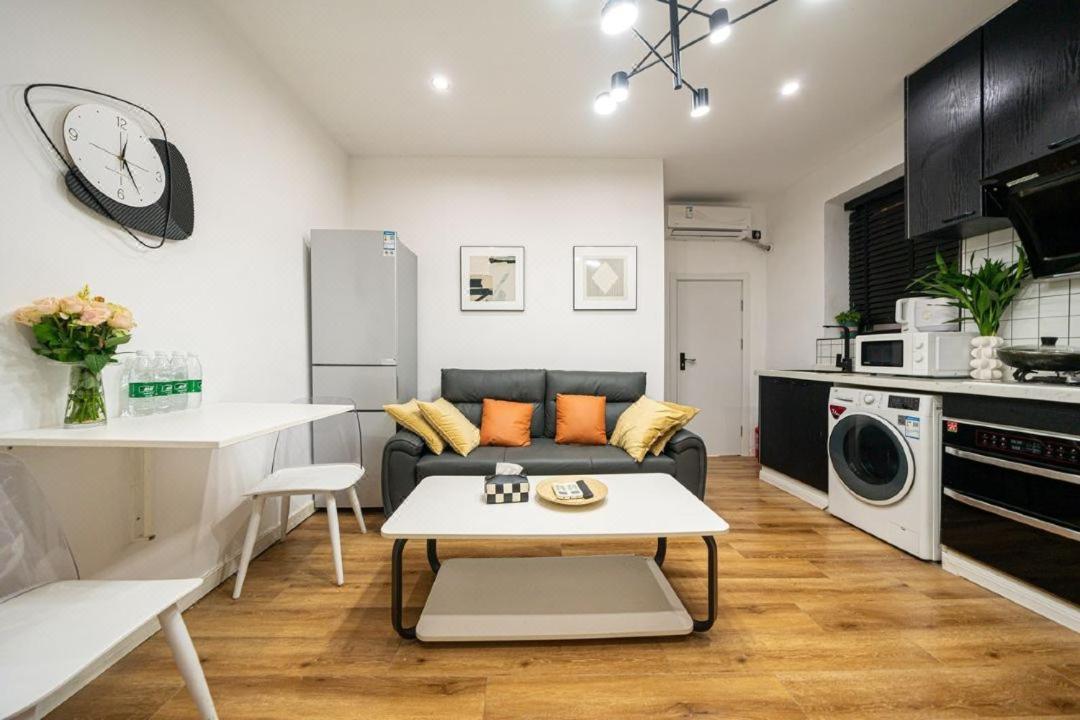 Hills&well-time Family Fuxing 3 Bedrooms Near Line 1 Changshu Rd And Near Jing'an Temple Appartamento